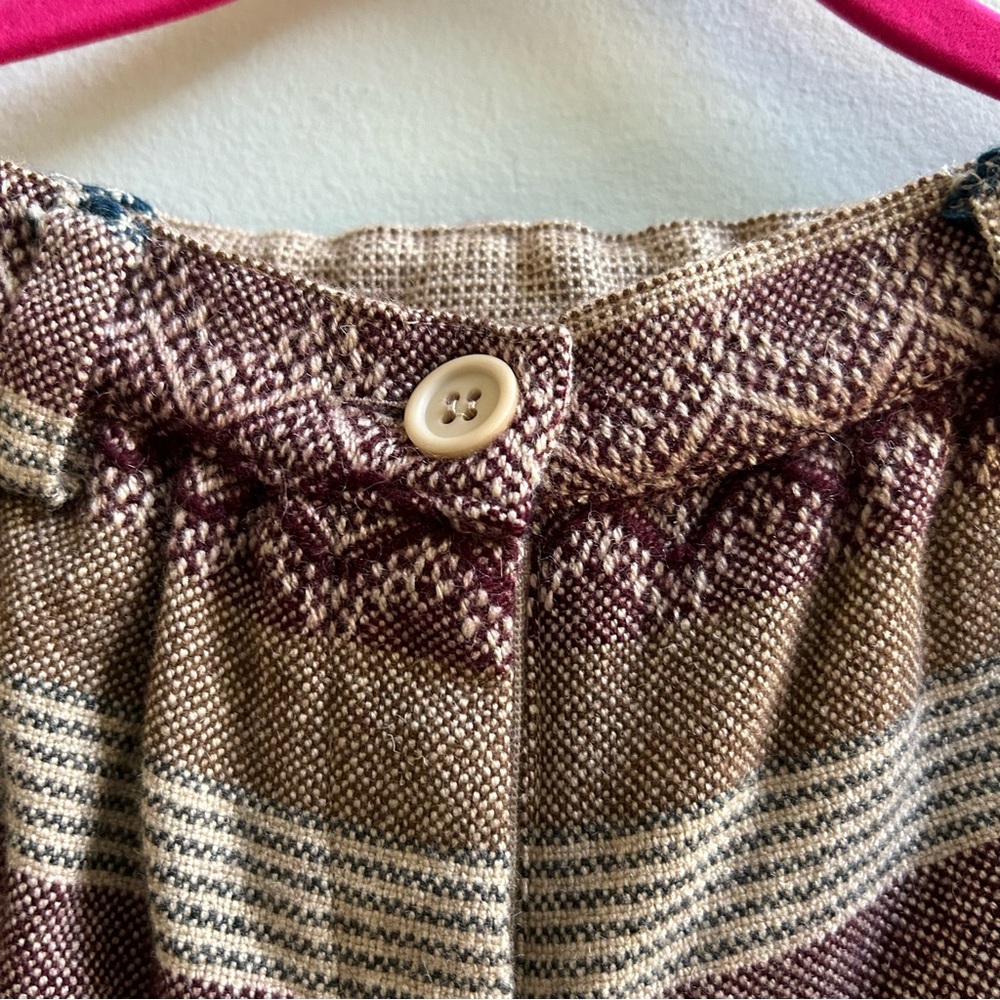 Neck & Neck Wool Blend Shorts, Size 6Y-7Y - Picture 3 of 7